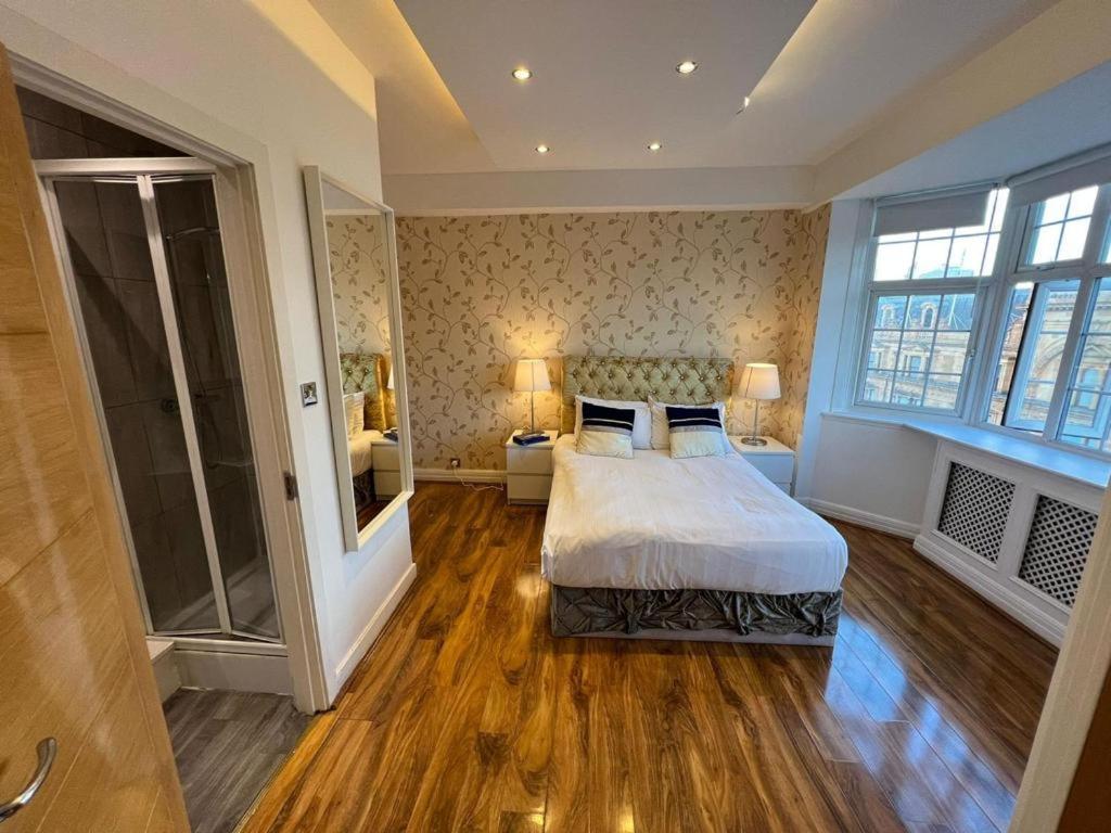 Knightsbridge Luxurious Residence - Facing Harrods Londra Esterno foto